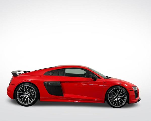 2017 audi r8 5.2 quattro plus
