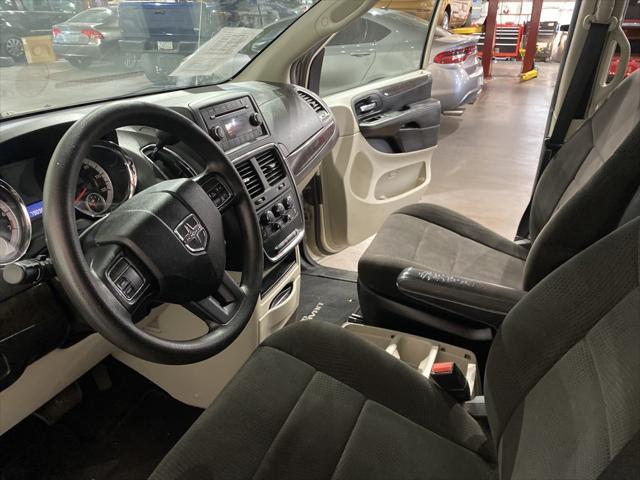 2013 dodge grand caravan se