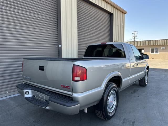 2001 gmc sonoma sls