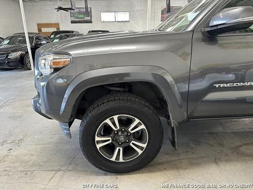2017 toyota tacoma