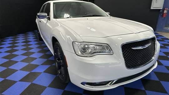2019 Chrysler 300