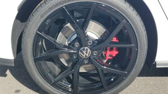 2024 Volkswagen Golf GTI