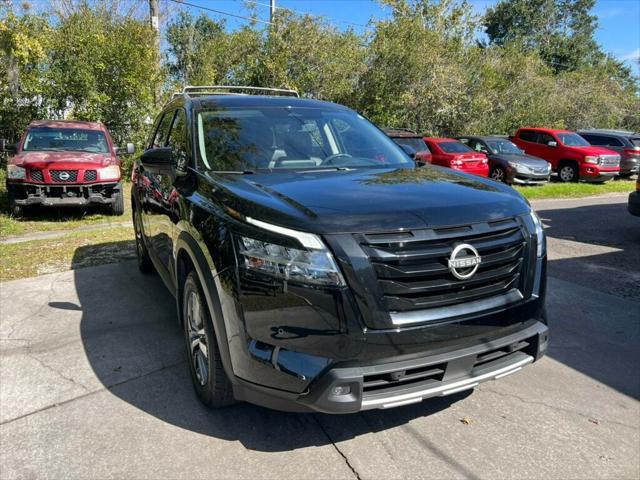 2023 nissan pathfinder sl fwd