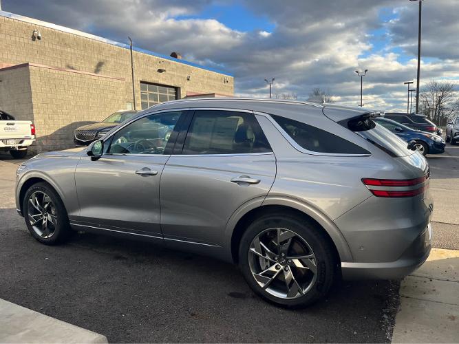 cpo 2023 genesis electrified gv70 advanced awd