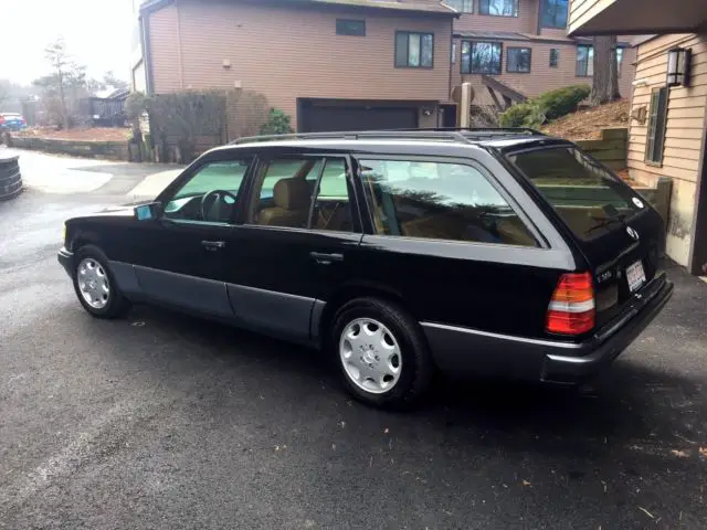 1994 mercedes benz e320 black station wagon