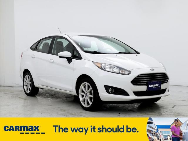 2019 ford fiesta se