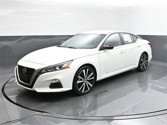 2022 nissan altima 2.5 sr