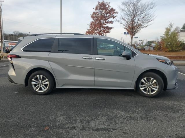 2022 toyota sienna xle