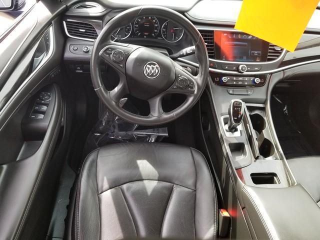 2017 buick lacrosse essence