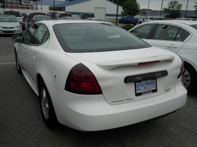 2007 pontiac grand prix 4dr sedan base base for sale in grand forks, north dakota