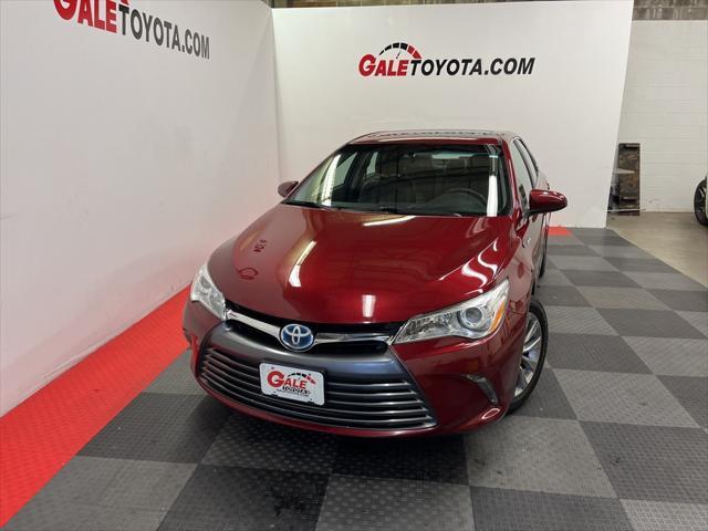 2016 toyota camry hybrid xle