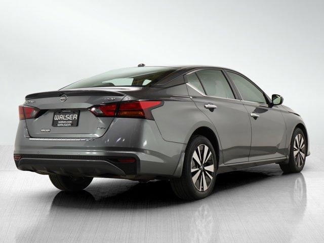 2021 nissan altima 2.5 sv
