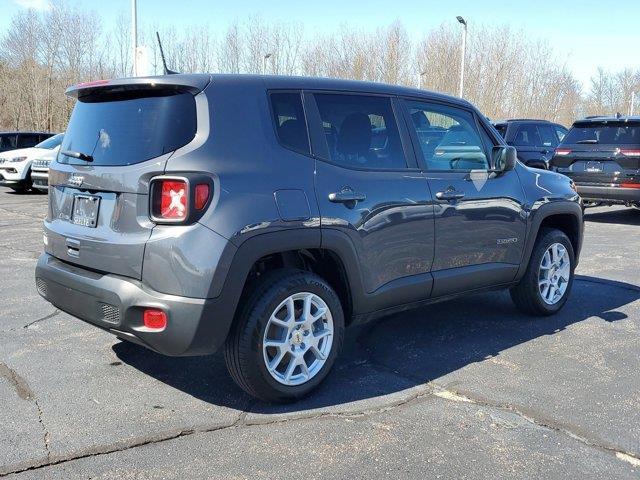 2023 jeep renegade latitude