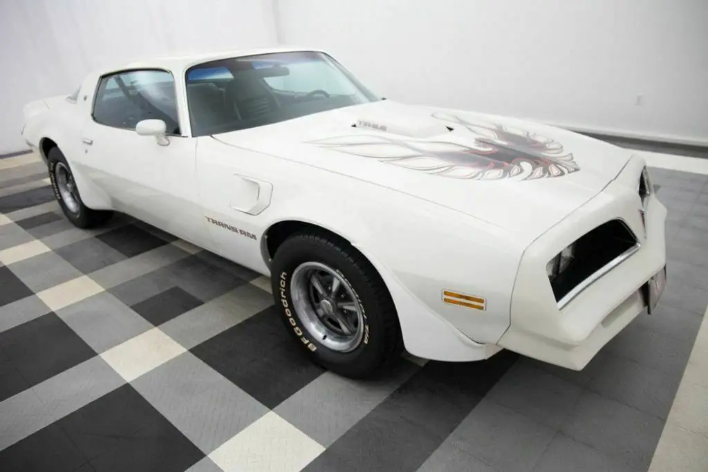 6.6l v8 engine - power windows - hood decal - all original low miles coupe unspe