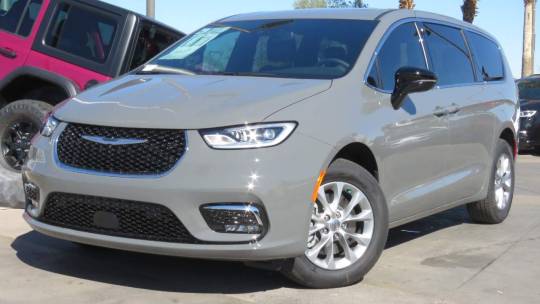 2025 Chrysler Pacifica