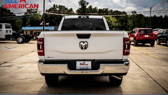 2023 ram 2500 tradesman crew cab 8' box 2wd