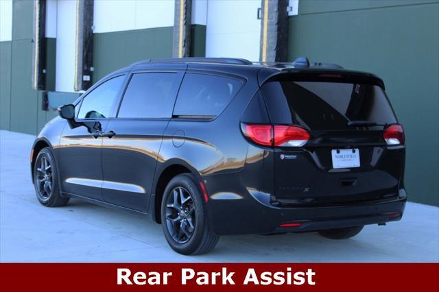2018 chrysler pacifica touring-l