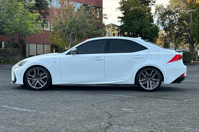 2019 lexus is 300 base