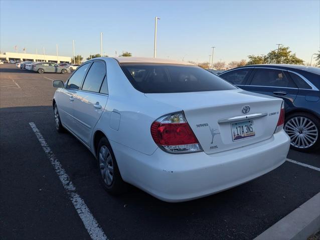 2005 toyota camry le