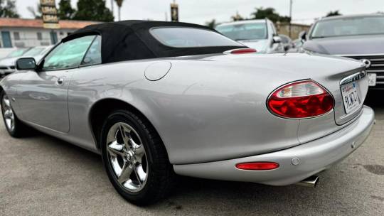 2002 Jaguar Xk8