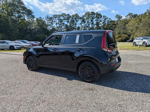 2020 kia soul lx