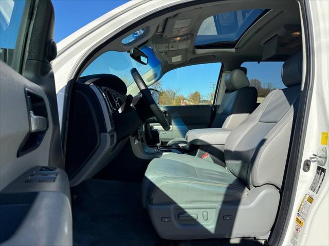 2010 toyota sequoia limited