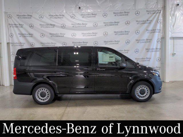 2023 mercedes-benz metris base