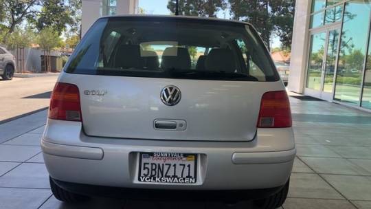 2003 Volkswagen Golf