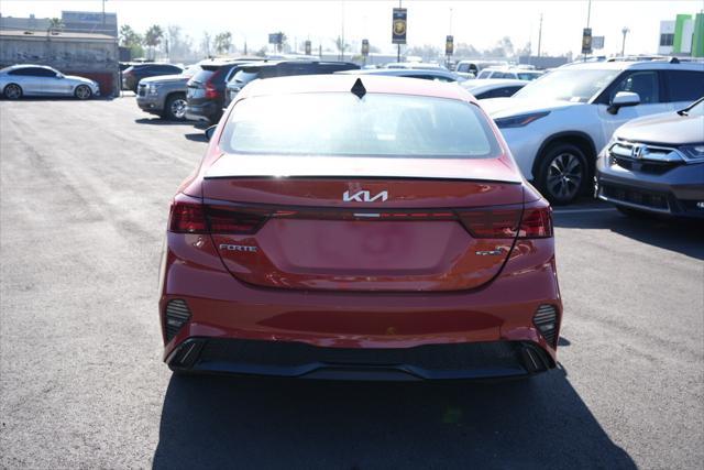 2022 kia forte gt-line