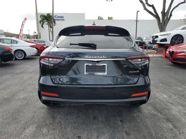 2023 maserati levante modena