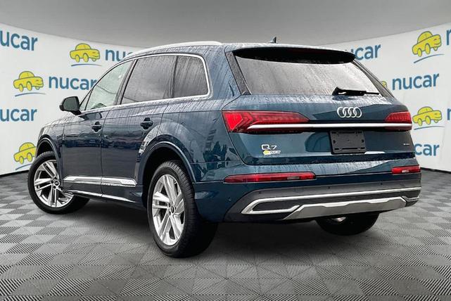 2022 audi q7 55 premium plus