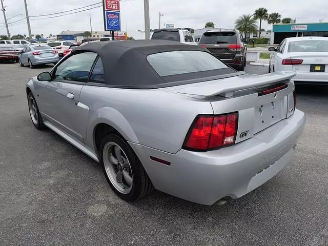 2001 ford mustang gt