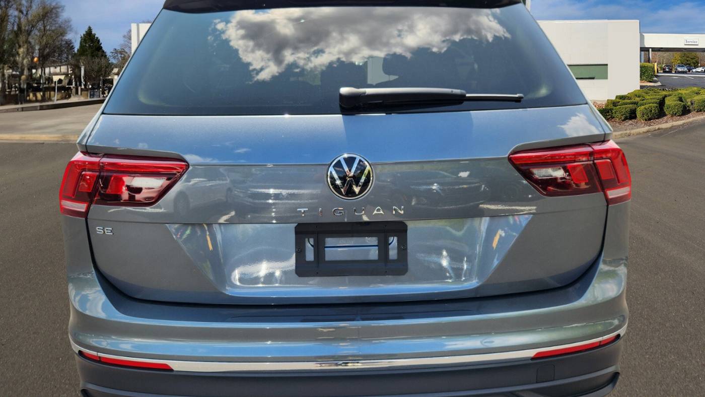 2023 volkswagen tiguan se