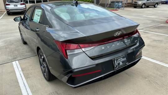 2024 Hyundai Elantra