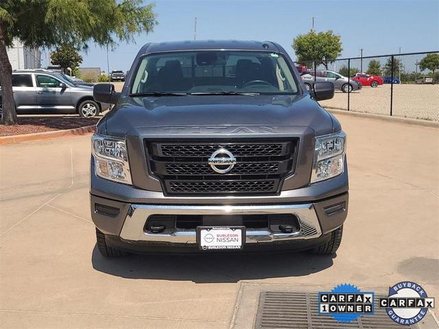 2021 nissan titan sv