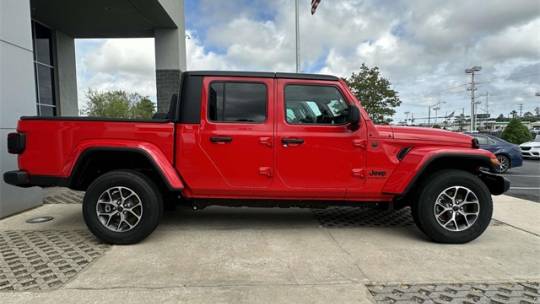 2024 Jeep Gladiator