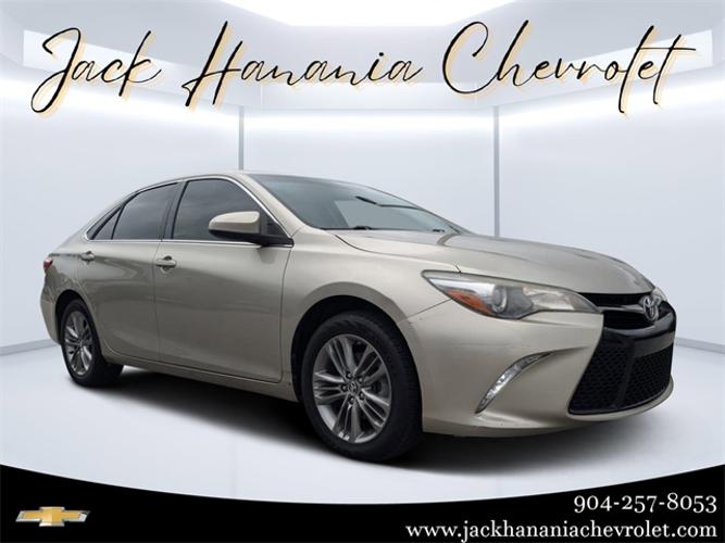used 2017 toyota camry se