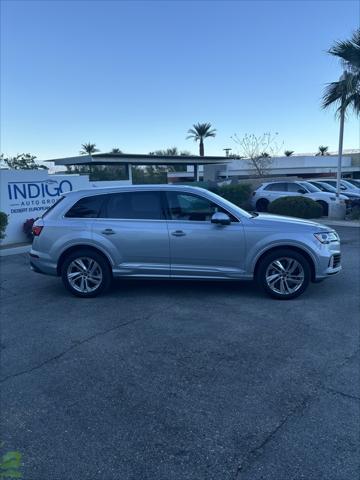 2022 audi q7 55 premium plus