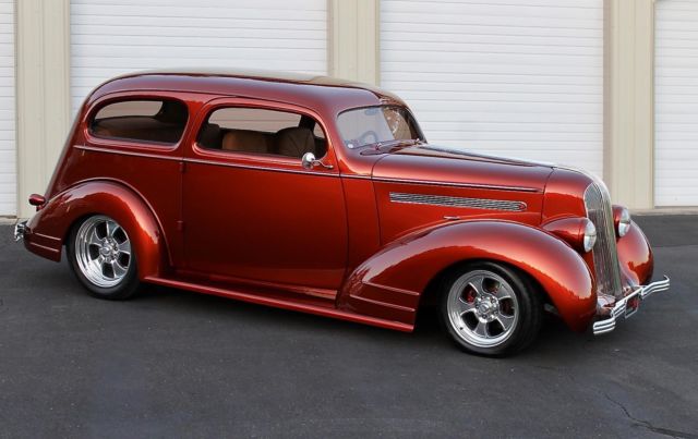 1935 pontiac 2-door sedan street rod, all steel, pontiac 389cid with dual fours!