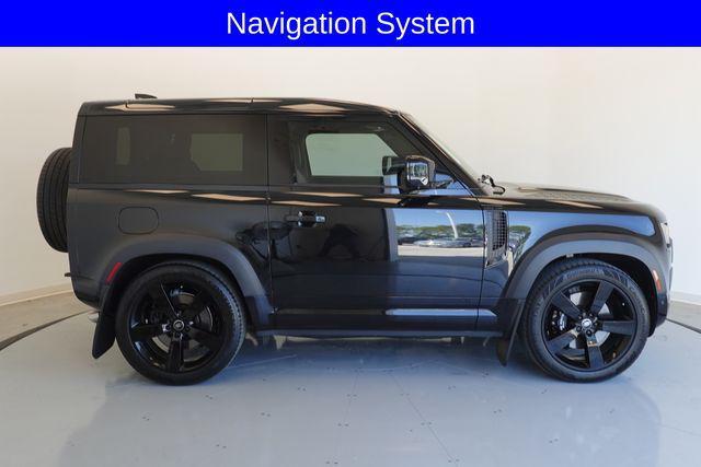2023 land rover defender 90 v8