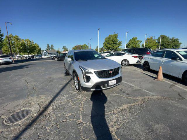 2022 cadillac xt4 premium luxury