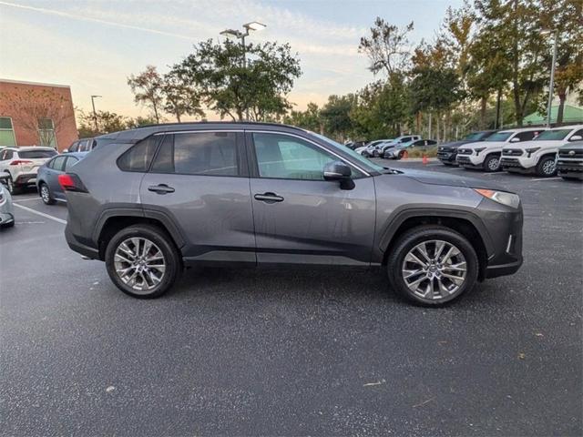 2021 toyota rav4 xle premium