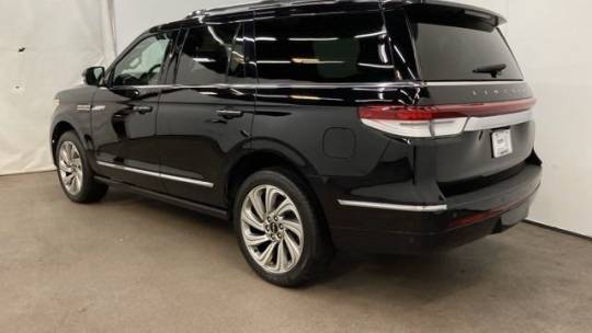 2022 Lincoln Navigator