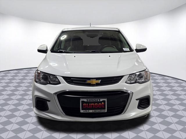2020 chevrolet sonic fwd hatchback 1fl 5-door