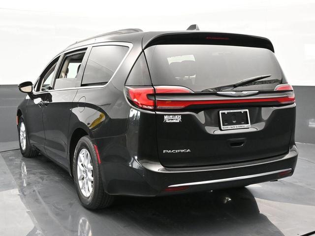 2022 chrysler pacifica touring-l