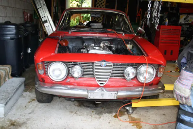 1970 alfa romeo gt 1300 junior / gtv step nose