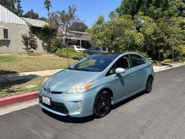 2012 toyota prius three