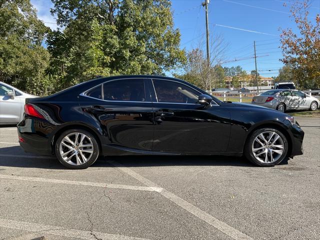 2019 lexus is 300 base