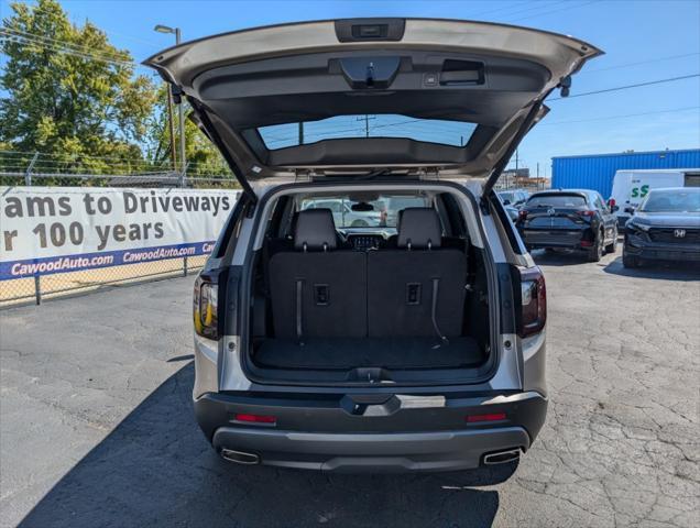 2023 gmc acadia awd at4