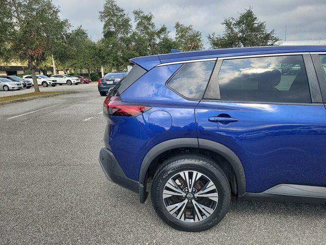2022 nissan rogue sv